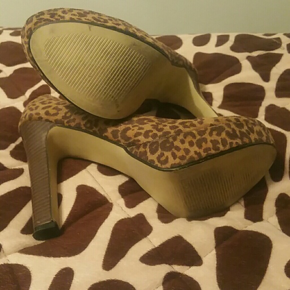 High heels - Picture 2 of 2