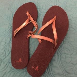 Sanuk flip flops
