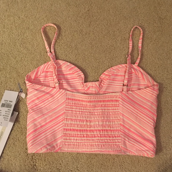 Pink bralette - Picture 2 of 3