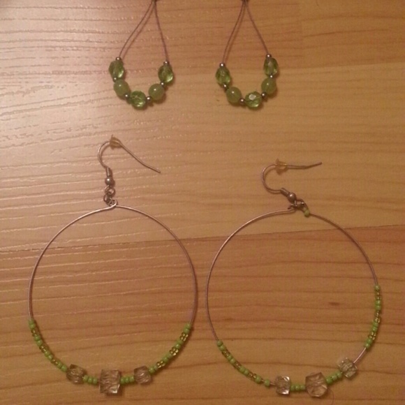 2 Pair of Earrings