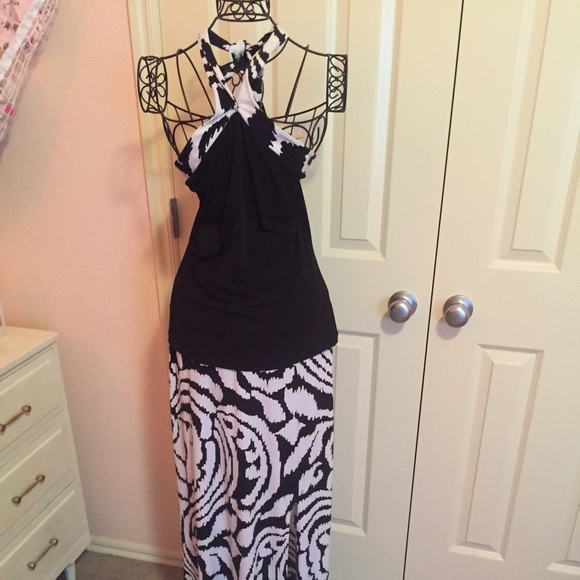 White House Black Market Shirt and Skirt