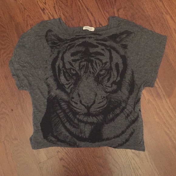 Grey sparkly-eyed tiger blouse