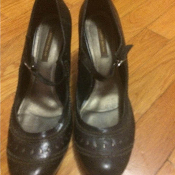 Antonio Melani Navy heels