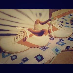 Steve Madden.  Sz 12.   Never worn before