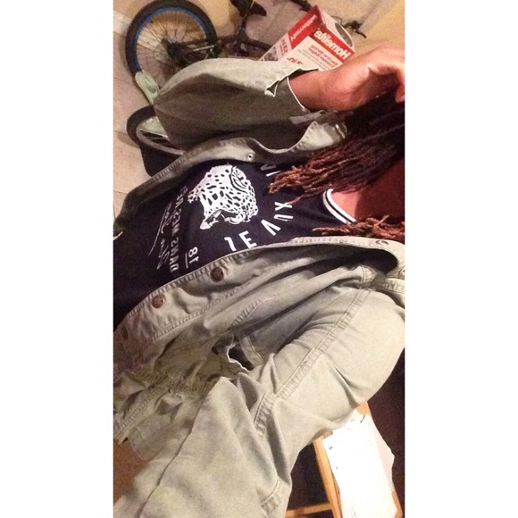 Navy green jacket - Picture 3 of 4