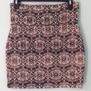 Patterned Pencil Skirt