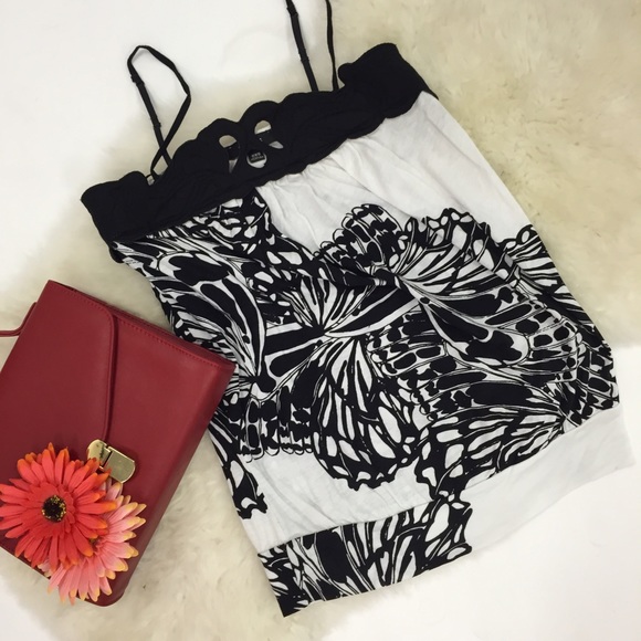 butterfly graphic top