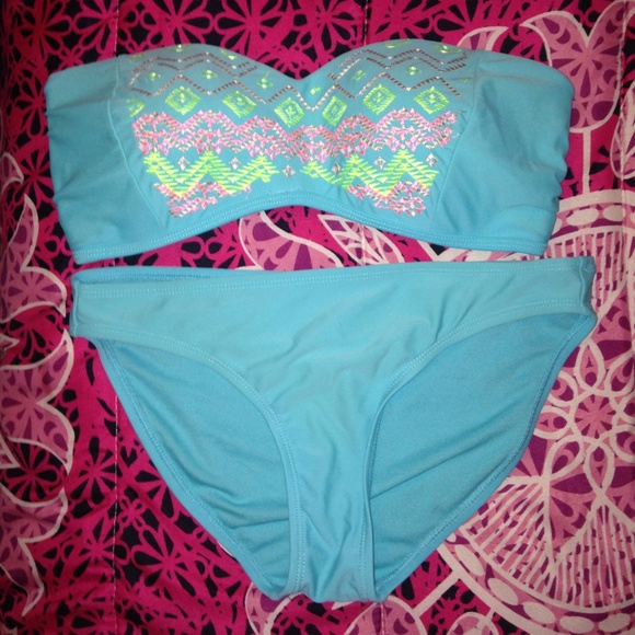 Swim suit