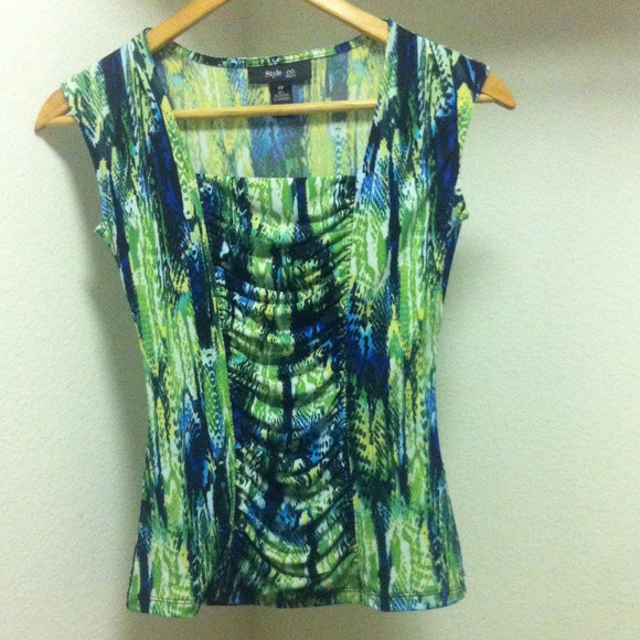 Style & Co green top - Picture 1 of 3