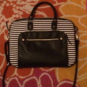 Steve Madden laptop carrier 💕
