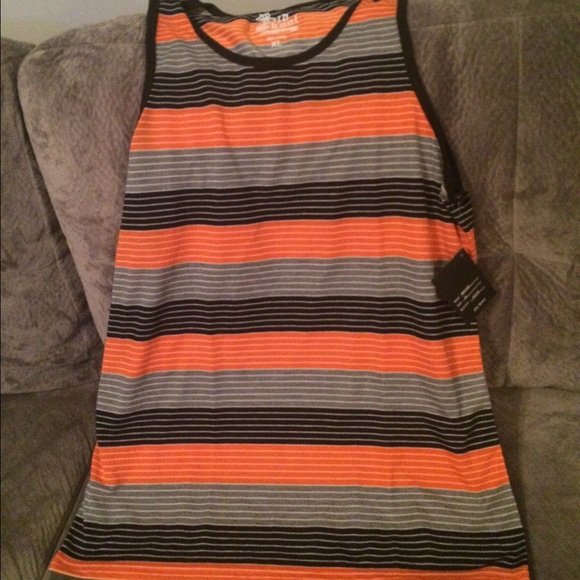 NWTS Men's tank sz XL