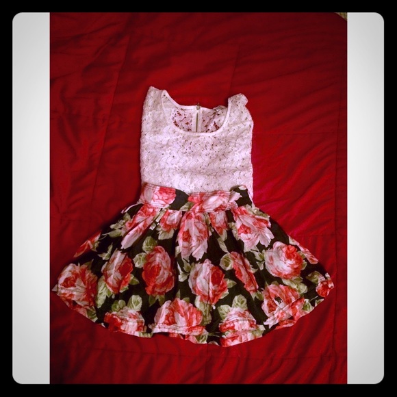 Abercrombie and Fitch floral skirt