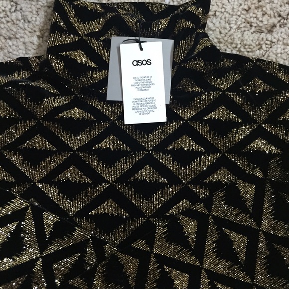 ASOS Tops - Black & gold glitter turtle neck crop top ASOS Tops - Black & gold glitter turtle neck crop top