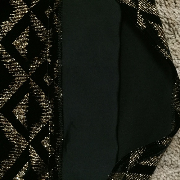 ASOS Tops - Black & gold glitter turtle neck crop top ASOS Tops - Black & gold glitter turtle neck crop top