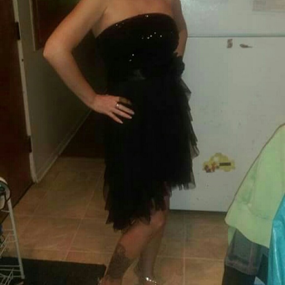 Dress - Picture 1 of 1