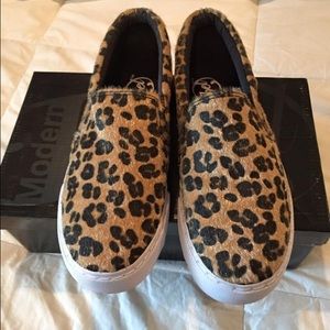 NIB Modern Rebel Pony hair leopard sneakers