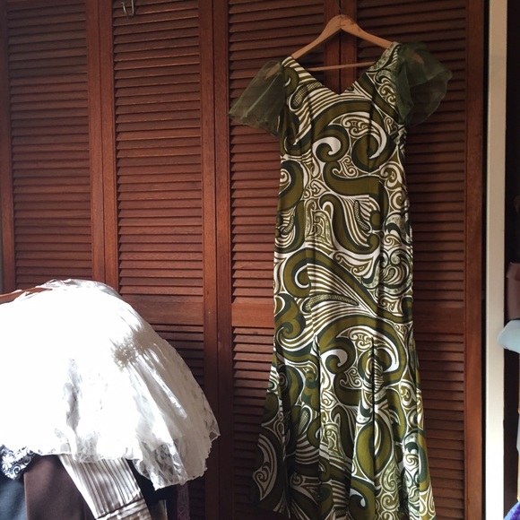 Vintage Green Muu Muu