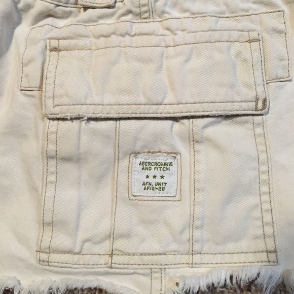 Abercrombie and Fitch Mini Skirt - Picture 4 of 4