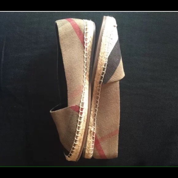 SOLD!!  Authentic Burberry Espadrilles sz 38 - Picture 2 of 2