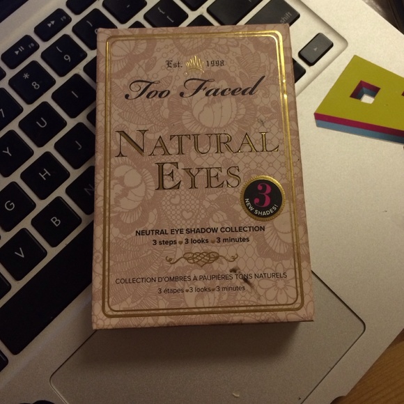 Too Faced Natural Eyes palette
