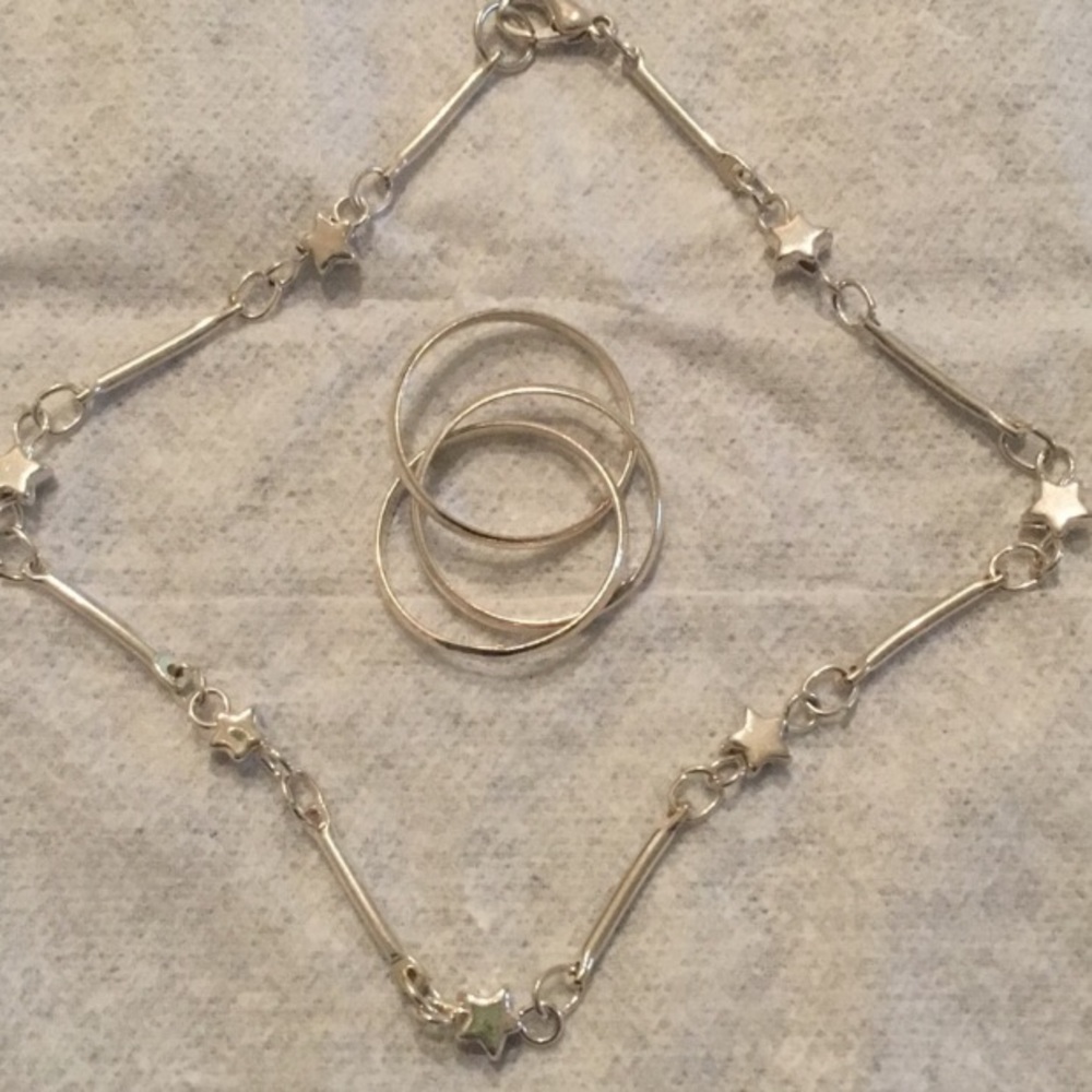 Diamond Pendant in 14k White Gold (chain included) - Picture 7 of 8