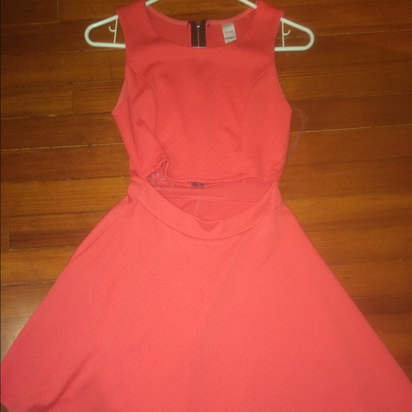 Coral summer dress - Picture 2 of 2
