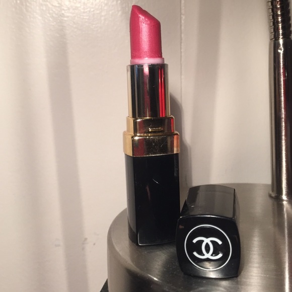 Chanel lipstick Rose Cinder #10