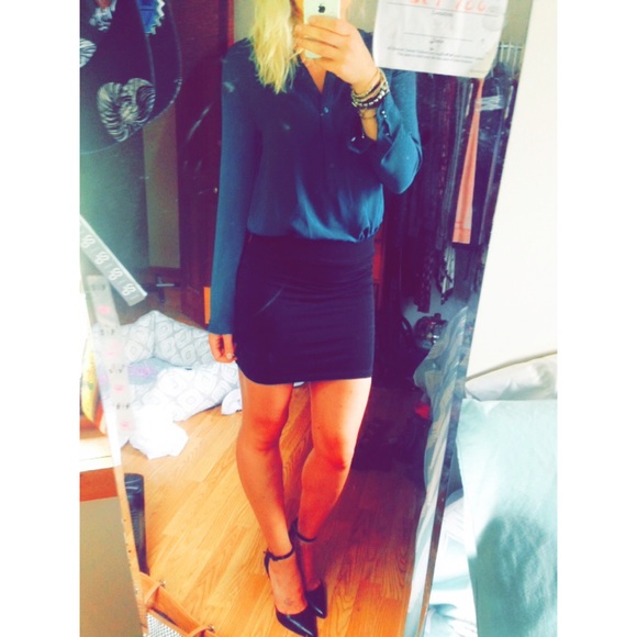 Teal blouse