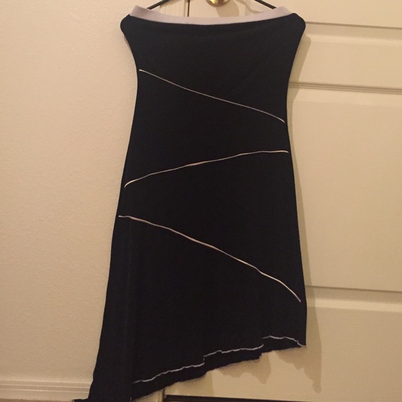 Black asymmetrical dress - Picture 1 of 3