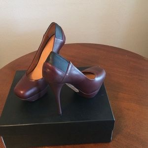 L.A.M.B. Brown Leather Pumps