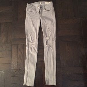 Rag & Bone Size 26 Gray Ripped Skinny Jeans