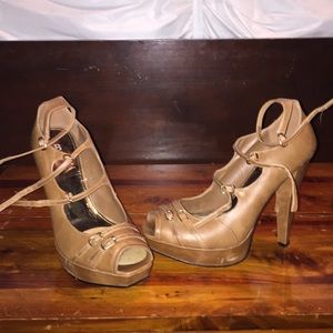 Bakers leather heels 7.5