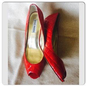 Steve Madden Red Quilted Peep-Toe Heels