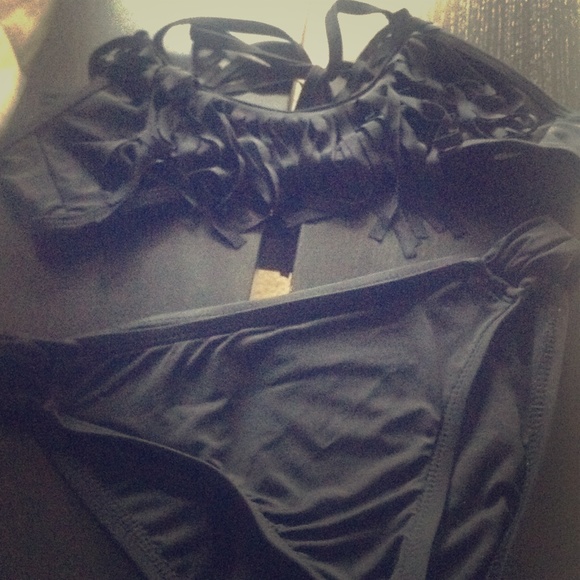 Black bathing suit set