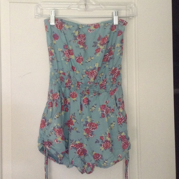Delias strapless floral romper