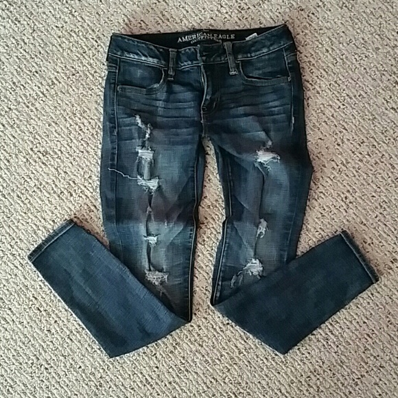 Distressed Super stretch jeggings