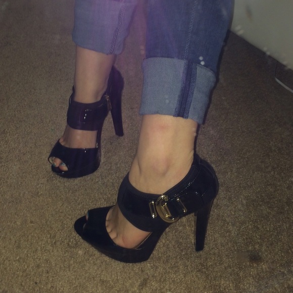 MK heels