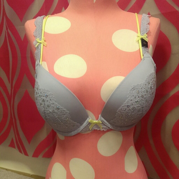 Victoria's Secret Other - 🎃1 DAY SALE🎃VS Dream Angels Push Up Bra