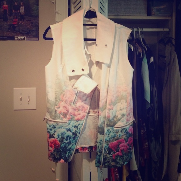 Rebecca Minkoff white and floral vest