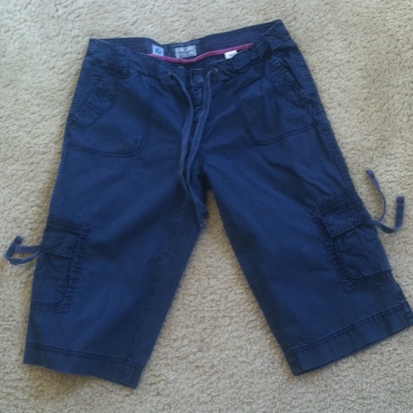 American Eagle Capri Pants💥