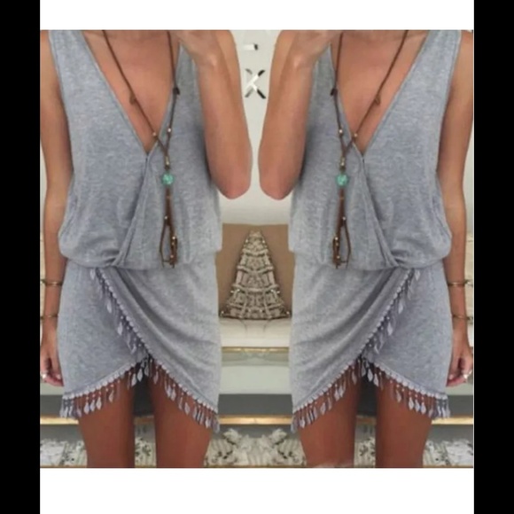 Summer grey mini dress w/ sewn feathered tassels
