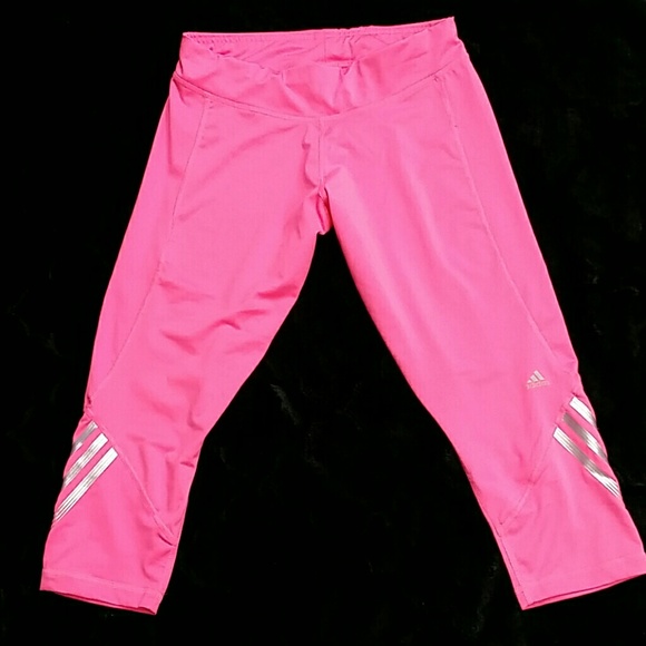 NWOT Adidas Climalite Hot Pink Sz M Capris - Picture 1 of 4