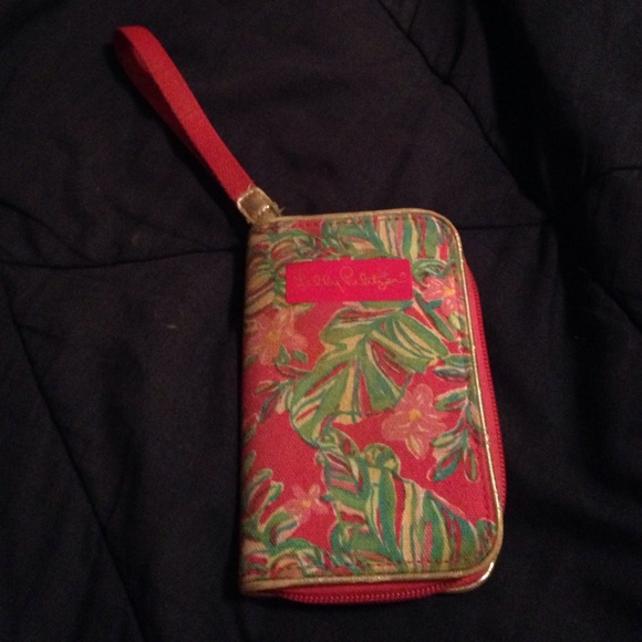 Lilly pulitzer wristlet