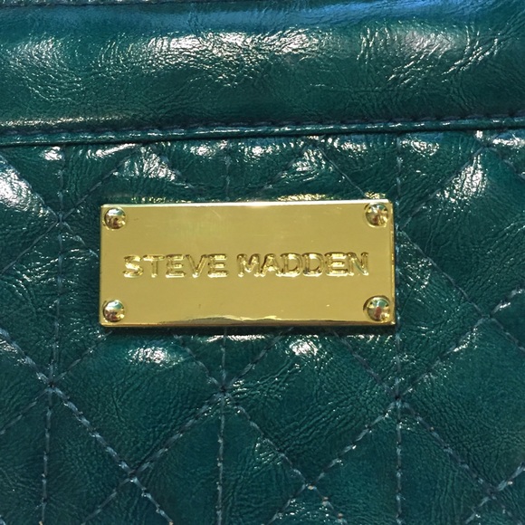 Steve Madden Turquoise Wallet - Picture 2 of 4