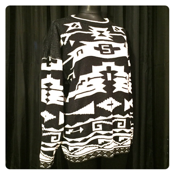 Vintage Sweaters - AWESOME VINTAGE TRIBAL SWEATER with BORDER PRINT!