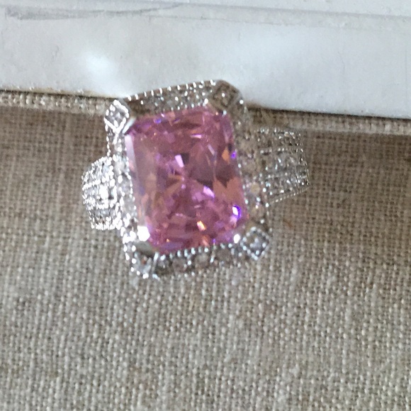 Beautiful pink stone cocktail ring