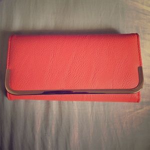 Charming Charlie Wallett