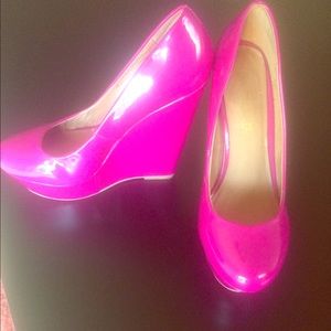 Aldo Hot Pink Wedges