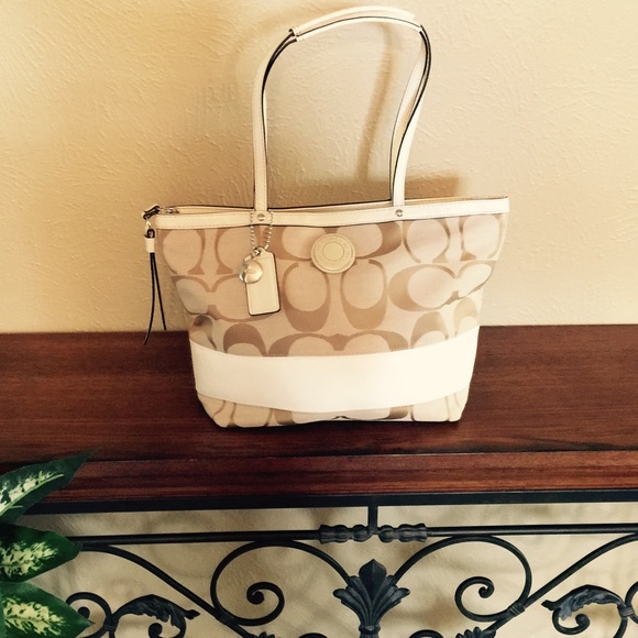 Authentic Coach Tote Bag!