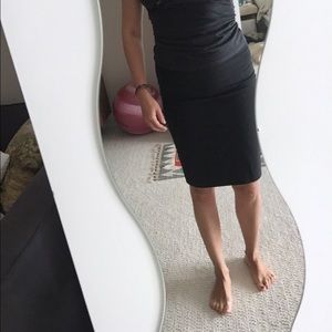 Hugo Boss Pencil Skirt - size 4